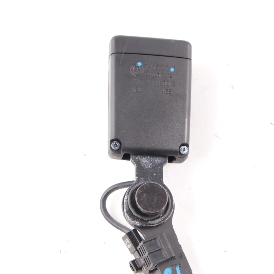 Fibbia sedile BMW G30 F90 M5 Tensionatore Cintura Inferiore Posteriore Sinistra per con numero di parte 7475017 Fibbia sedile BMW G30 F90 M5 Tensionatore Cintura Inferiore Posteriore Sinistra - SKU 7475017 - Numero di parte 7475017