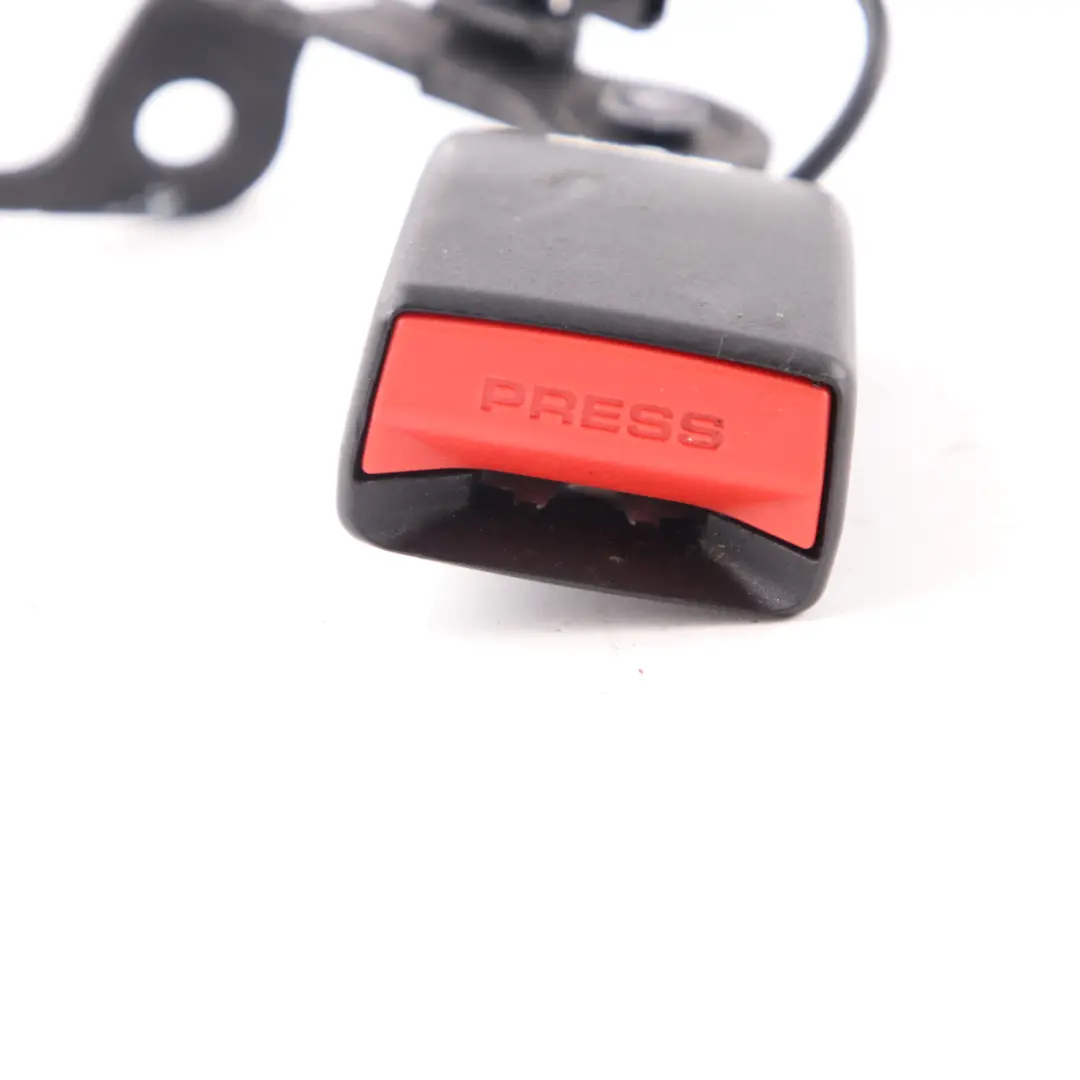 Buckle BMW G30 F90 M5 Tensioner Lower Belt Rear Right O/S to Seat with Part number 7475018 Seat Buckle BMW G30 F90 M5 Tensioner Lower Belt Rear Right O/S - SKU 7475018 - Part number 7475018