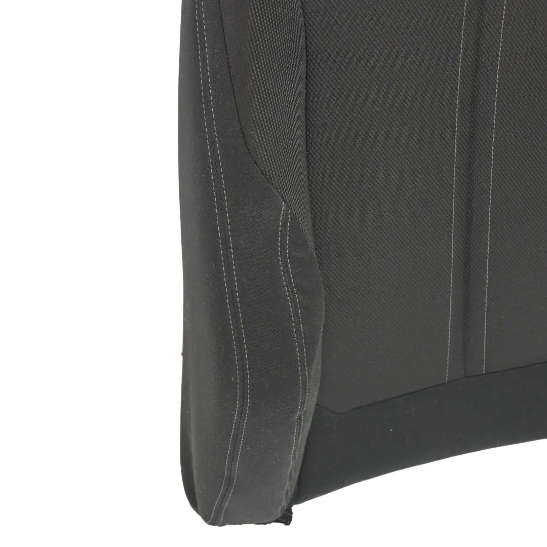 Revetement avant gauche en tissu Gris Anthracite pour BMW F20 F30 LCI à propos du numéro de pièce 7475403 BMW F20 F30 LCI Revetement avant gauche en tissu Gris Anthracite - SKU 7475403 - Numéro de pièce 7475403