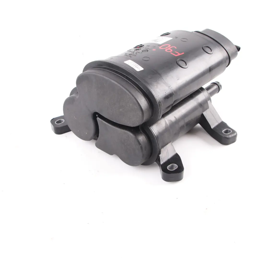 Filtro Carboni Attivi Contenitore Serbatoio Carburante per BMW G20 G30 con numero di parte 7475674 BMW G20 G30 Filtro Carboni Attivi Contenitore Serbatoio Carburante - SKU 7475674 - Numero di parte 7475674