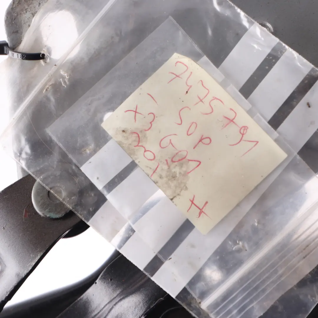 Capó Motor Bisagra Capó Izquierda Gris Sofisto Metalizado A90 para BMW X3 G01 con número de pieza 7475791 BMW X3 G01 Capó Motor Bisagra Capó Izquierda Gris Sofisto Metalizado A90 - SKU 7475791-SOP - Número de pieza 7475791