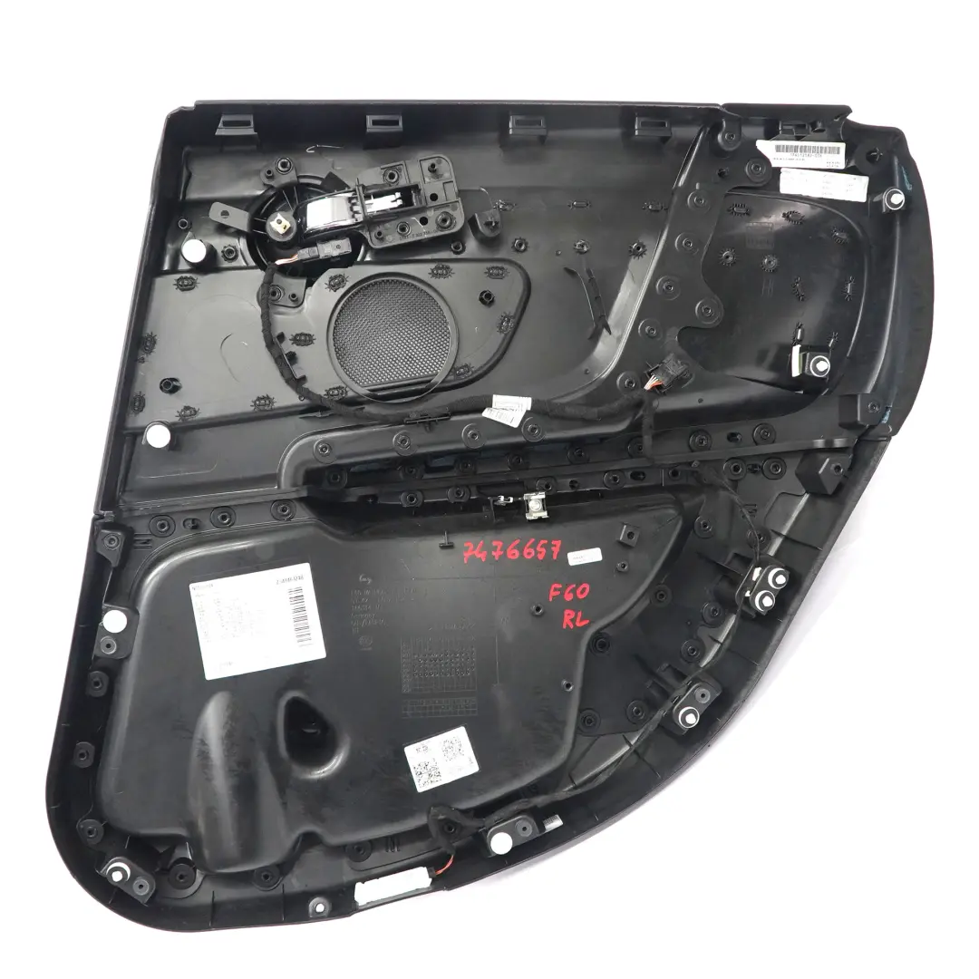 Scheda Porta Posteriore Sinistra Rosso Chili Nero per Mini Countryman F60 con numero di parte 7476657 Mini Countryman F60 Scheda Porta Posteriore Sinistra Rosso Chili Nero - SKU 7476657 - Numero di parte 7476657