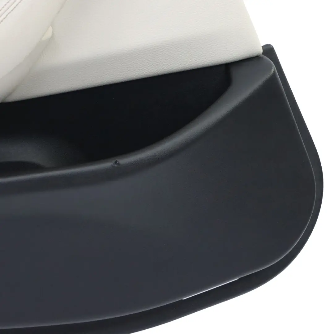 Carte de Porte BMW G30 G31 Arriere Gauche Garniture de Porte Cuir Blanc pour à propos du numéro de pièce 7477133 Carte de Porte BMW G30 G31 Arriere Gauche Garniture de Porte Cuir Blanc - SKU 7477133 - Numéro de pièce 7477133