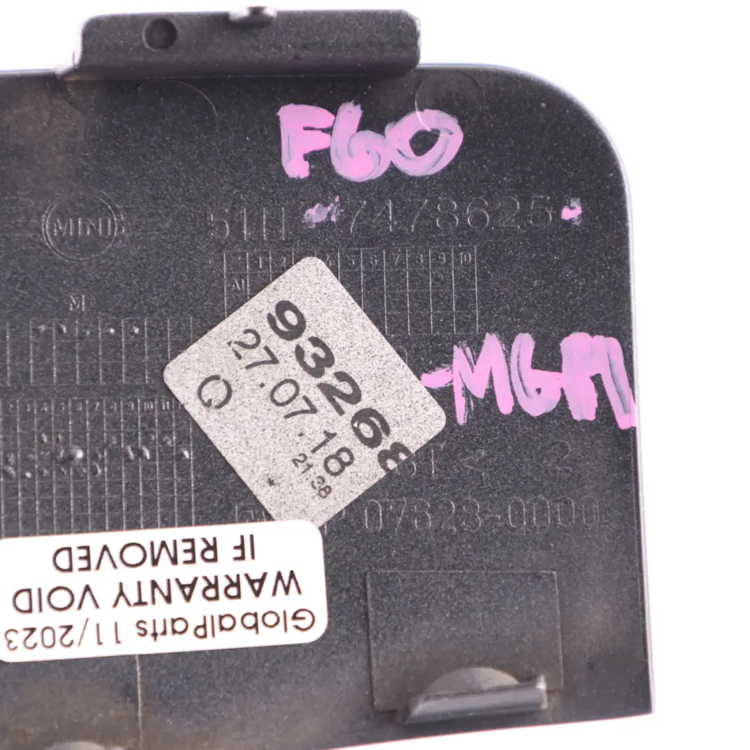 Copertura occhiello traino Paraurti anteriore Gancio Moonwalk Grigio per Mini F60 con numero di parte 7478625 Mini F60 Copertura occhiello traino Paraurti anteriore Gancio Moonwalk Grigio - SKU 7478625-MGM - Numero di parte 7478625