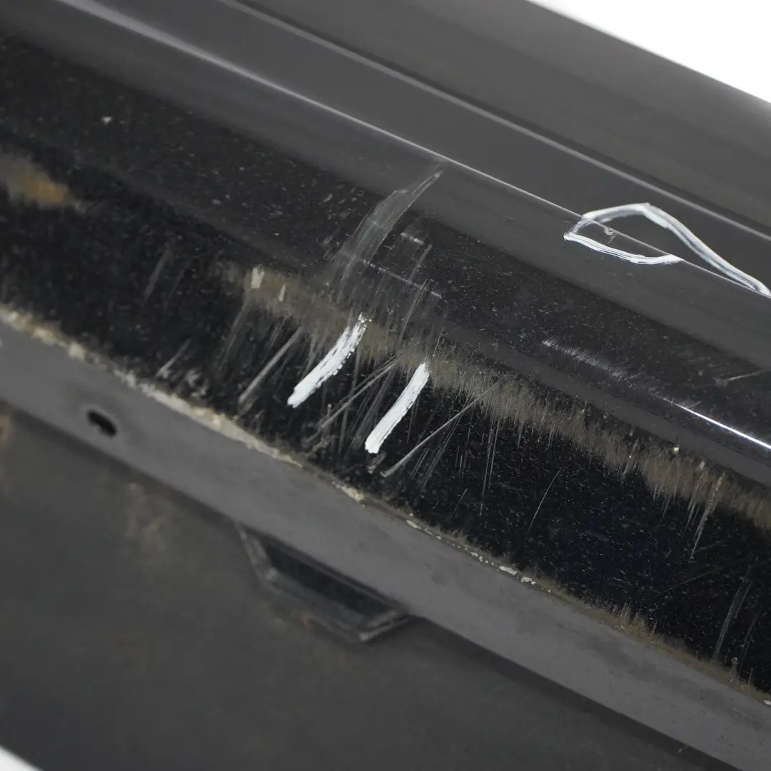 Minigonna laterale sinistra copertura soglia ALL4 Nero per Mini Countryman F60 con numero di parte 7481131 Mini Countryman F60 Minigonna laterale sinistra copertura soglia ALL4 Nero - SKU 7481131 - Numero di parte 7481131