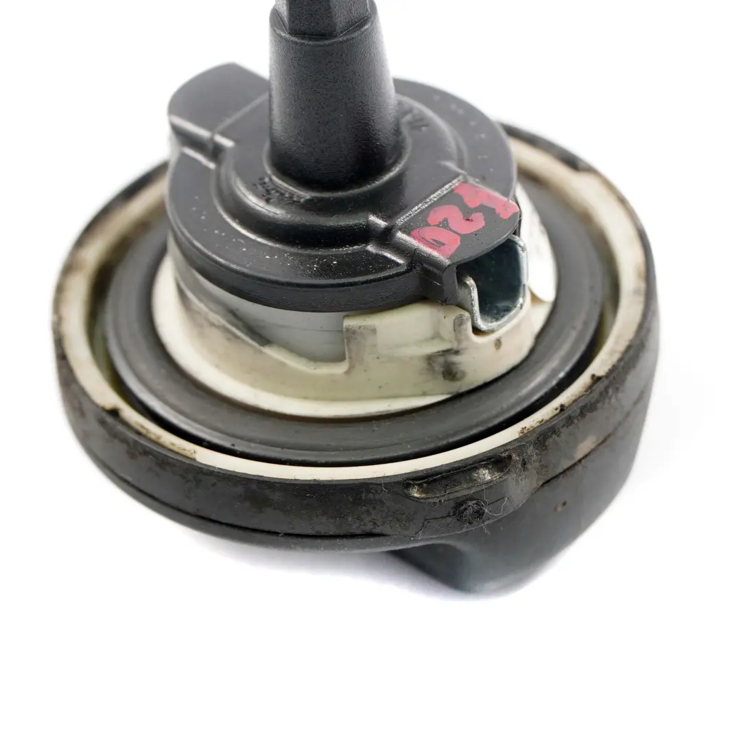 BMW F10 F20 F21 F30 F31 F32 Pokrywa Korek Wlewu Paliwa - SKU 7482902-1 - Numer Części 7482902