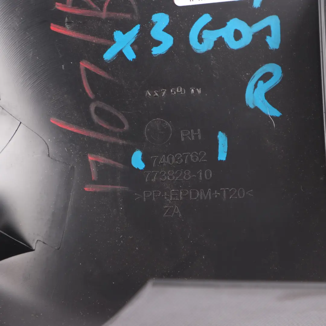 Boot Lid Trim Rear Right O/S Cover Panel Black 7403762 to BMW X3 G01 Tailgate with Part number 7484142 BMW X3 G01 Tailgate Boot Lid Trim Rear Right O/S Cover Panel Black 7403762 - SKU 7484142 - Part number 7484142