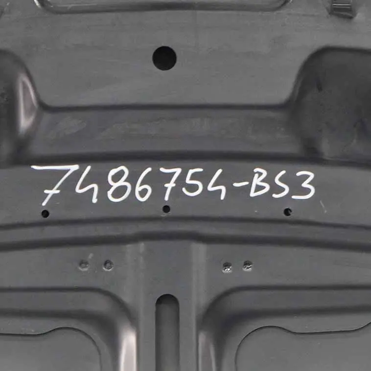 Maska Pokrywa Black Sapphire - 475 do BMW X5 E70 o numerze 7486754 BMW X5 E70 Maska Pokrywa Black Sapphire - 475 - SKU 7486754-BS3 - Numer Części 7486754