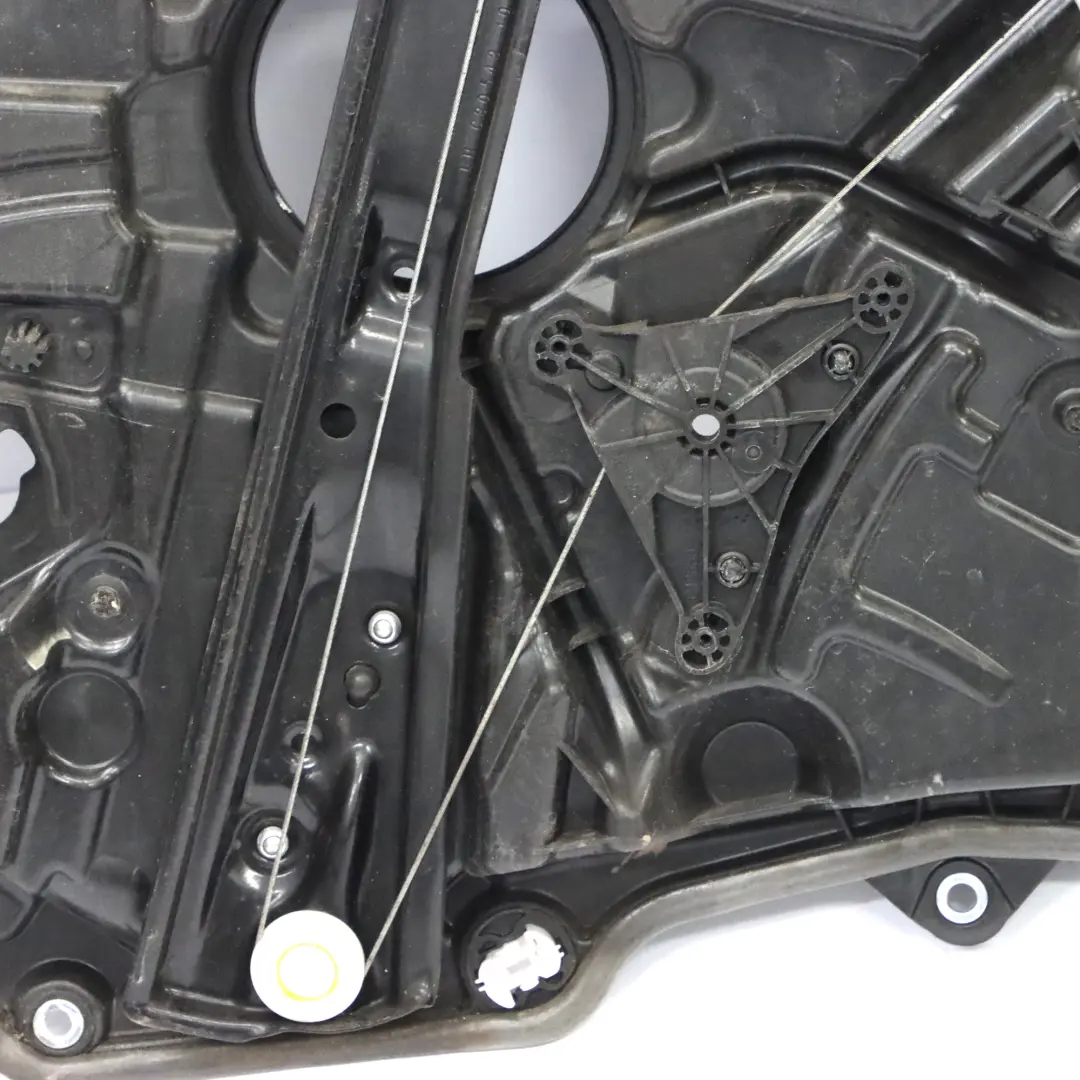  Lifter Carrier BMW G30 G31 Front Door Left N/S Window Regulator Carrier 7360423 - SKU 7487085-1 - Part number 7487085