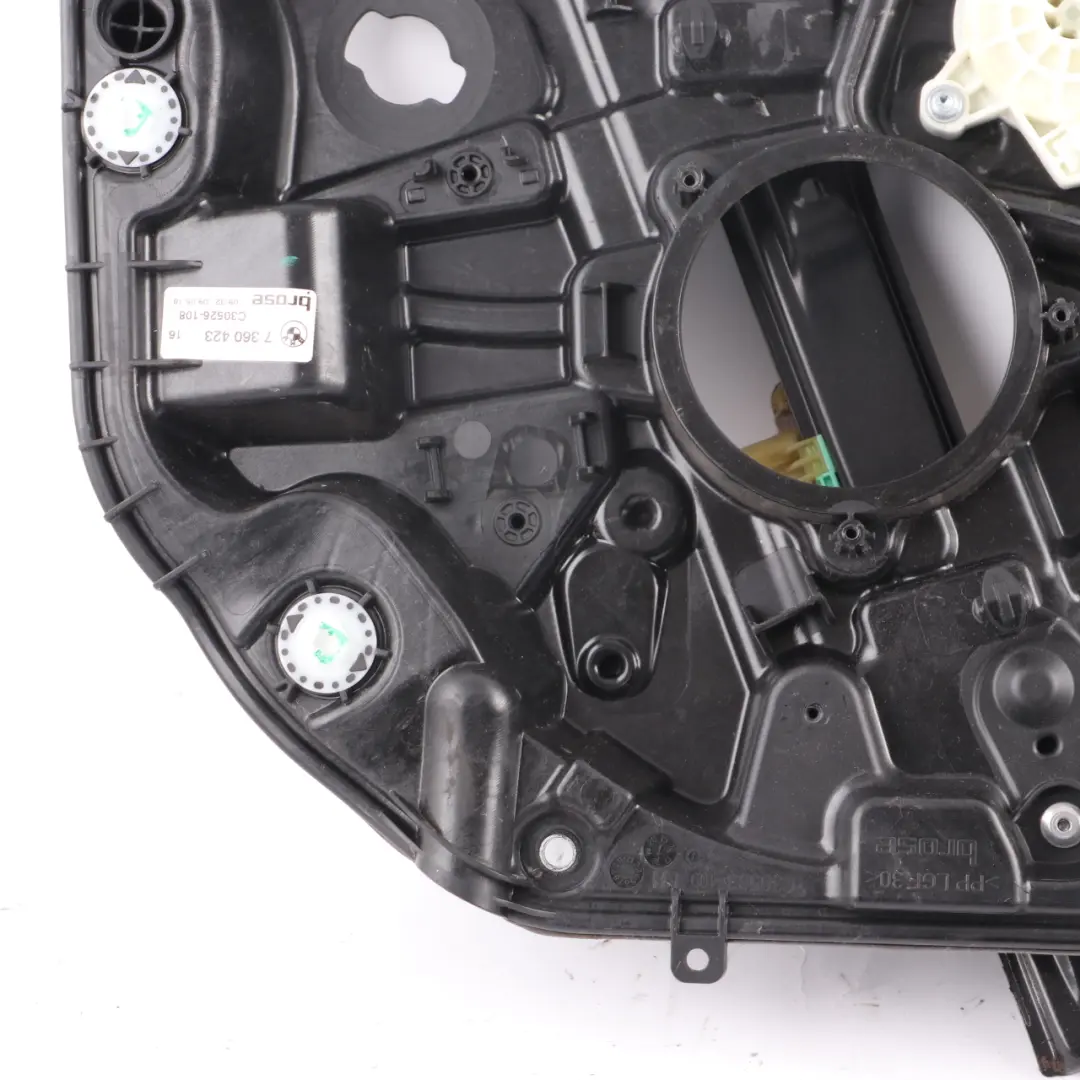 Window Front Left N/S Lifter Regulator Mechanism Carrier Motor to BMW G30 with Part number 7487085 BMW G30 Window Front Left N/S Lifter Regulator Mechanism Carrier Motor - SKU 7487085 - Part number 7487085