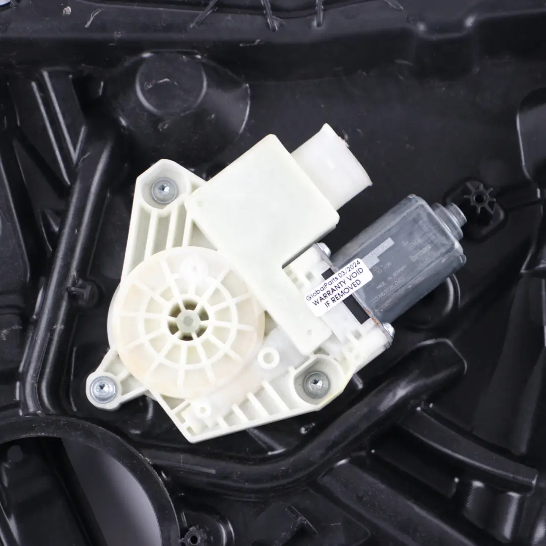 Window Front Left N/S Lifter Regulator Mechanism Carrier Motor to BMW G30 with Part number 7487085 BMW G30 Window Front Left N/S Lifter Regulator Mechanism Carrier Motor - SKU 7487085 - Part number 7487085