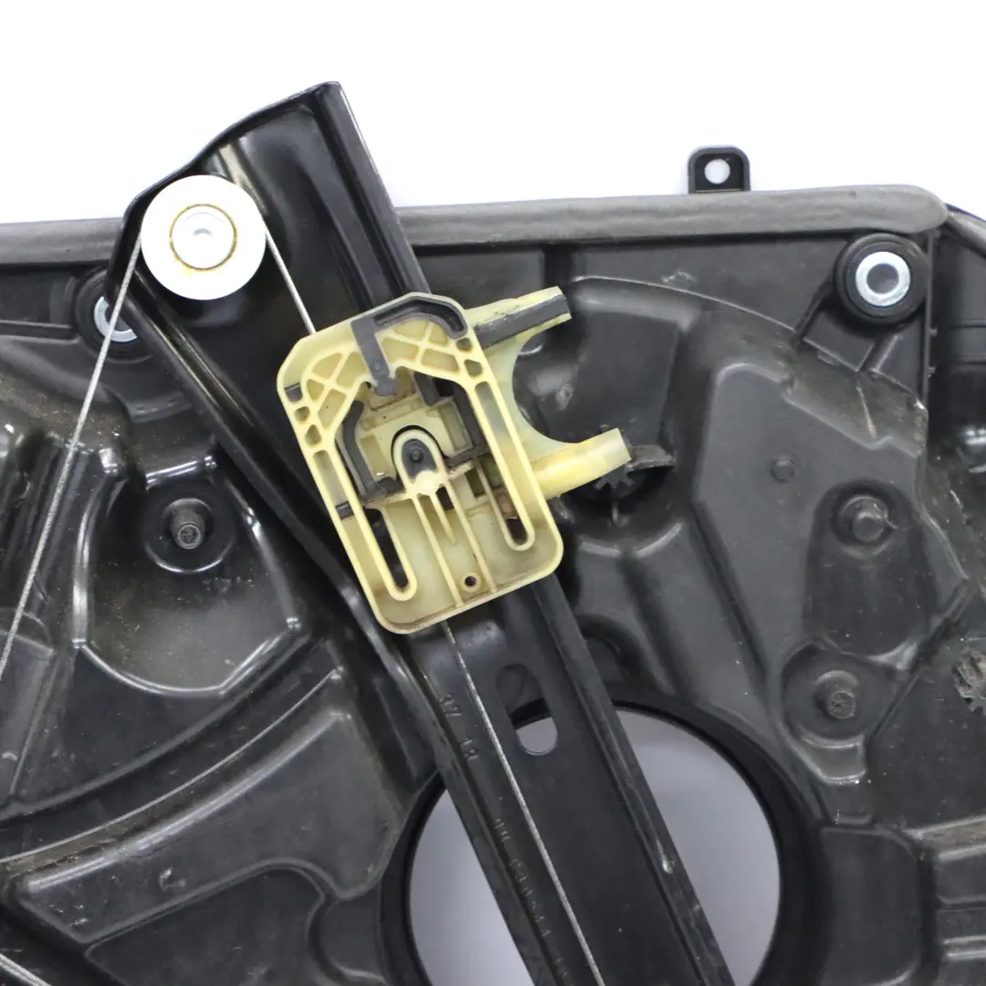 BMW G30 G31 Wspornik Drzwi Przód Prawy Mechanizm Podnośnik Szyby 7360424 - SKU 7487086-1 - Numer Części 7487086