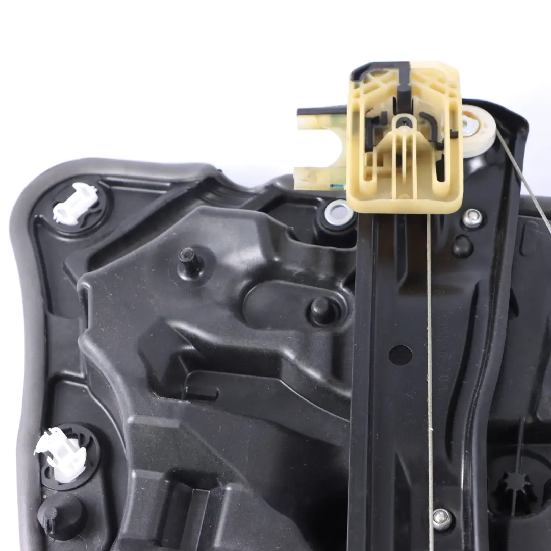 Elevalunas BMW G30 G31 F90 M5 Soporte Regulador Puerta Trasera Derecha 7365168 para con número de pieza 7487088 Elevalunas BMW G30 G31 F90 M5 Soporte Regulador Puerta Trasera Derecha 7365168 - SKU 7487088-1 - Número de pieza 7487088