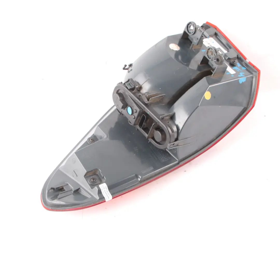 Fanale posteriore sinistro N/S Pannello laterale luminoso per BMW X1 F48 con numero di parte 7488545 BMW X1 F48 Fanale posteriore sinistro N/S Pannello laterale luminoso - SKU 7488545 - Numero di parte 7488545