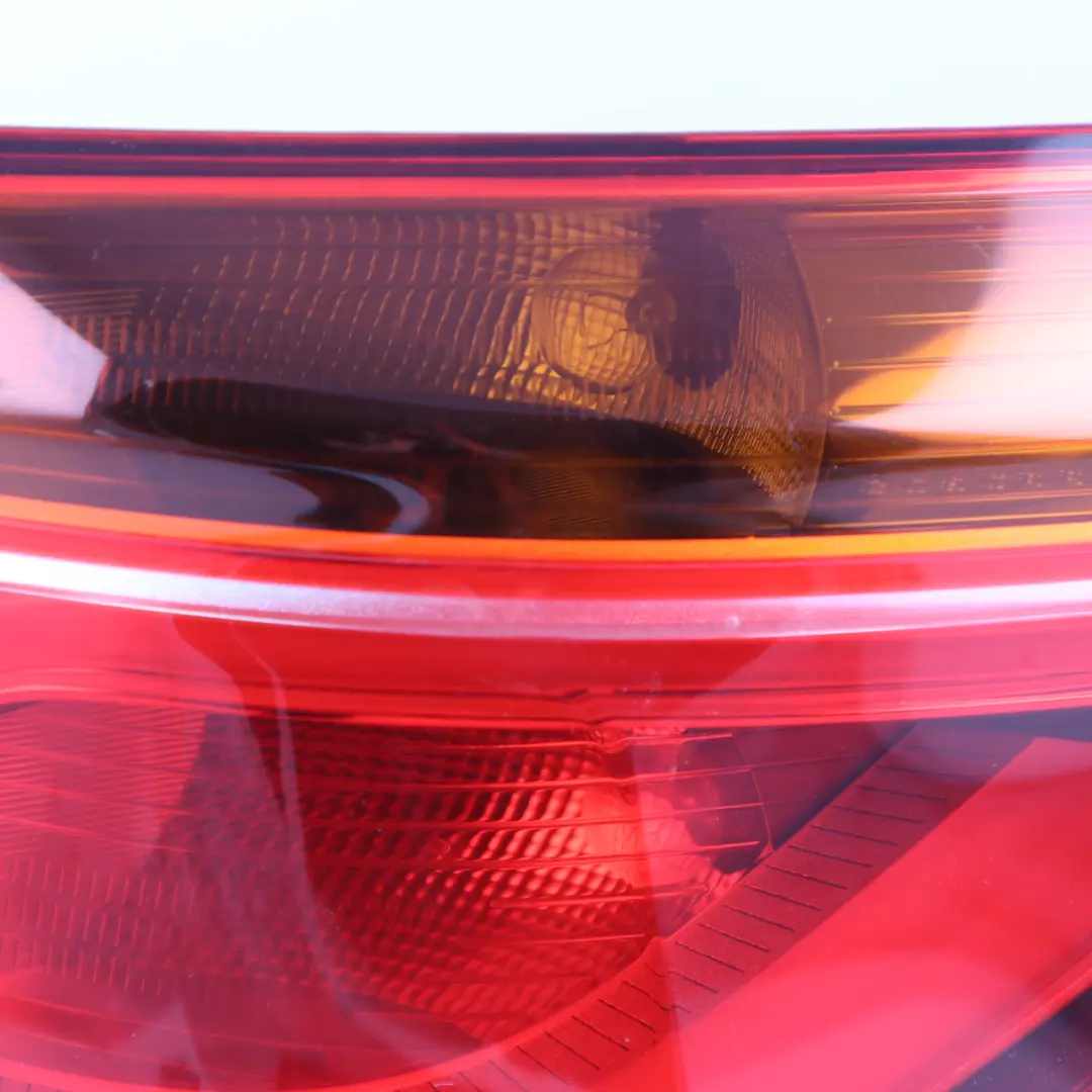 Light Lamp Side Panel Right O/S Trim to BMW X1 F48 Rear with Part number 7488546 BMW X1 F48 Rear Light Lamp Side Panel Right O/S Trim - SKU 7488546 - Part number 7488546