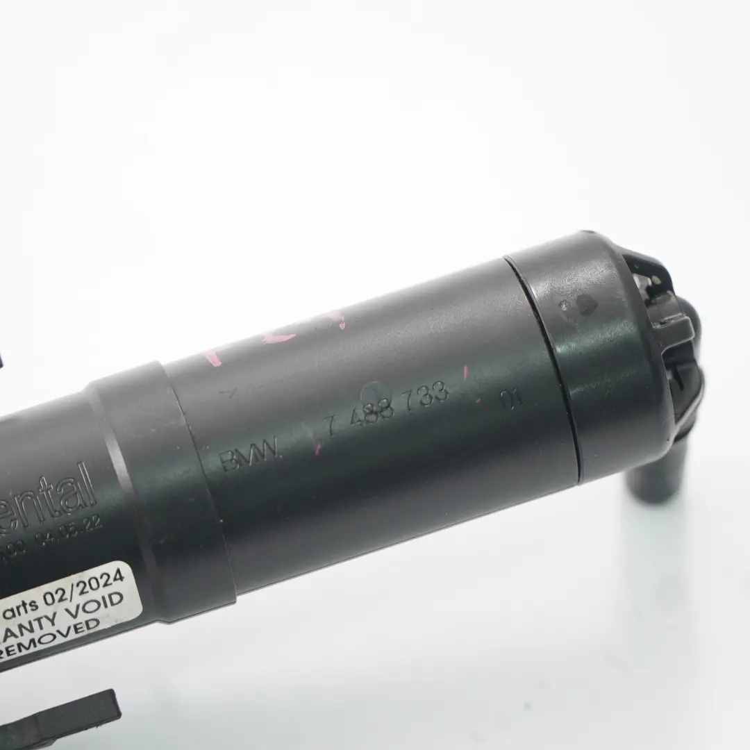 Buse lavage phares gauche droite Jet de nettoyage pour BMW X3 F25 à propos du numéro de pièce 7488733 BMW X3 F25 Buse lavage phares gauche droite Jet de nettoyage - SKU 7488733 - Numéro de pièce 7488733