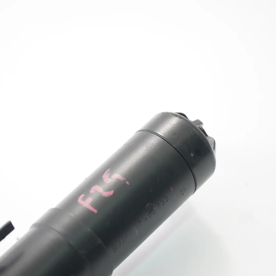 Buse lavage phares gauche droite Jet de nettoyage pour BMW X3 F25 à propos du numéro de pièce 7488733 BMW X3 F25 Buse lavage phares gauche droite Jet de nettoyage - SKU 7488733 - Numéro de pièce 7488733