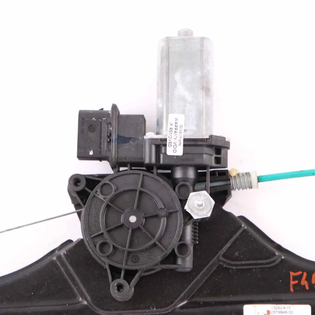 Podnośnik Szyby Z Silnikiem Prawy Przód 2579946 do BMW F45 Active Tourer o numerze 7490192 BMW F45 Active Tourer Podnośnik Szyby Z Silnikiem Prawy Przód 2579946 - SKU 7490192 - Numer Części 7490192