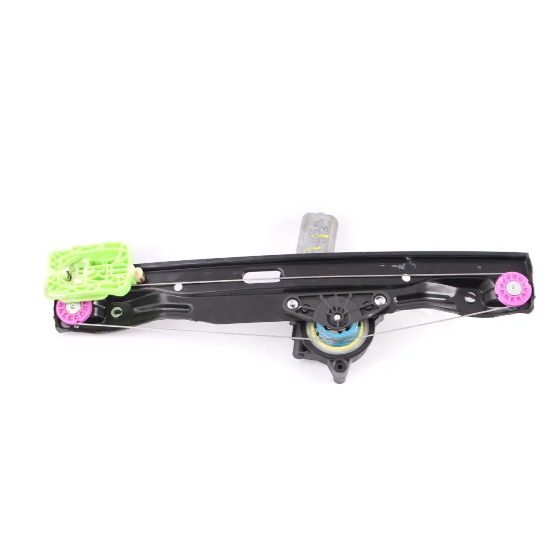 Podnośnik Szyby Tył Lewy do BMW F45 Active Tourer o numerze 2579945 BMW F45 Active Tourer Podnośnik Szyby Tył Lewy - SKU 7490193-1 - Numer Części 2579945