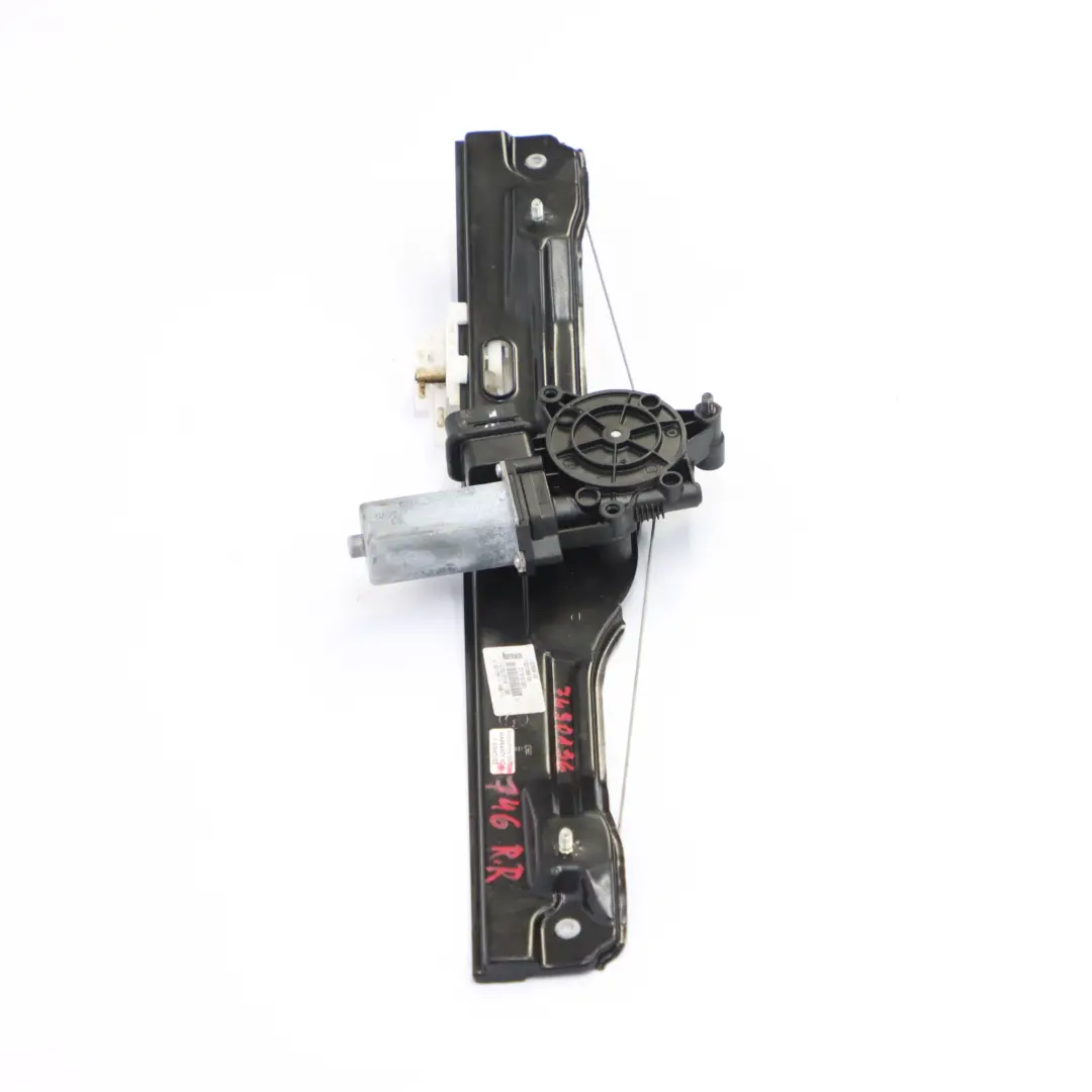 Regulator Podnośnik Szyby Tył Prawej z Silnikiem do BMW F46 o numerze 7490198 BMW F46 Regulator Podnośnik Szyby Tył Prawej z Silnikiem - SKU 7490198 - Numer Części 7490198