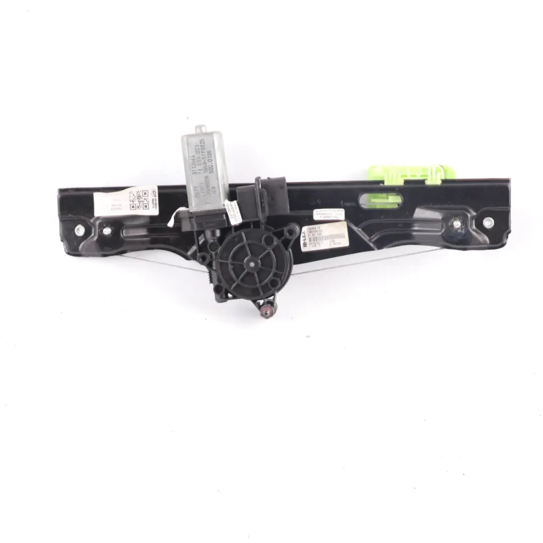 Regulador Elevalunas Trasero Derecho Exterior para Mini Clubman F54 Motor con número de pieza 7490206 Mini Clubman F54 Motor Regulador Elevalunas Trasero Derecho Exterior - SKU 7490206 - Número de pieza 7490206