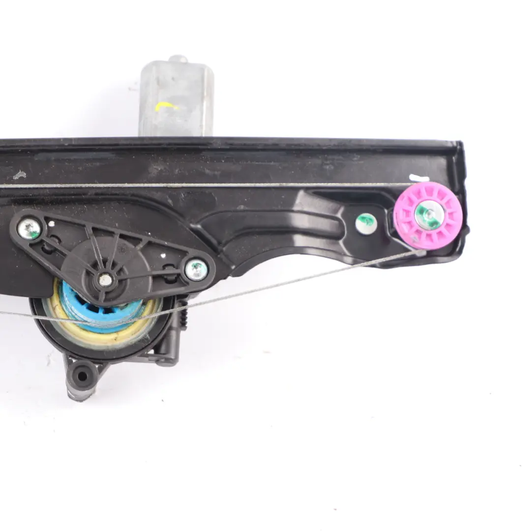 Mini Clubman F54 Motor Regulador Elevalunas Trasero Derecho Exterior - SKU 7490206 - Número de pieza 7490206