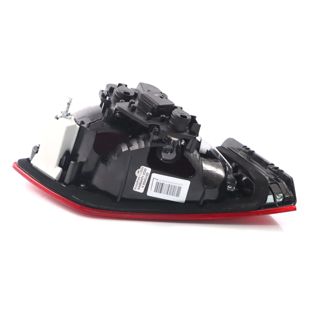 Feu arrière Feu droit Couvercle coffre Coffre hayon pour BMW F45 LCI à propos du numéro de pièce 7491340 BMW F45 LCI Feu arrière Feu droit Couvercle coffre Coffre hayon - SKU 7491340 - Numéro de pièce 7491340