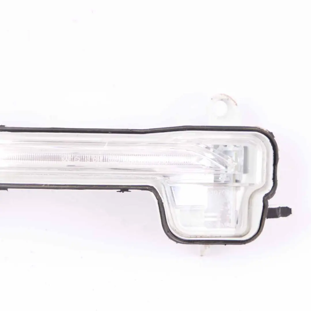 Indicator Lamp BMW F45 F46 F48 Right O/S Additional Turn White to with Part number 7493898 Indicator Lamp BMW F45 F46 F48 Right O/S Additional Turn White - SKU 7493898 - Part number 7493898