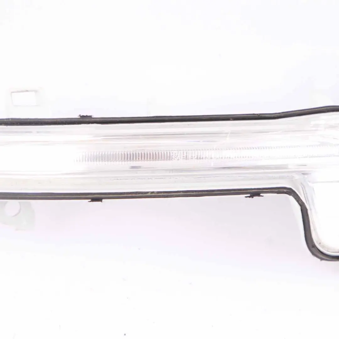 Indicator Lamp BMW F45 F46 F48 Right O/S Additional Turn White to with Part number 7493898 Indicator Lamp BMW F45 F46 F48 Right O/S Additional Turn White - SKU 7493898 - Part number 7493898