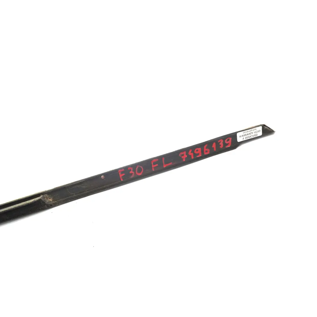 Canale Di Tenuta Porta Esterna Anteriore Sinistra Cromo per BMW F30 F31 LCI con numero di parte 7496139 BMW F30 F31 LCI Canale Di Tenuta Porta Esterna Anteriore Sinistra Cromo - SKU 7496139 - Numero di parte 7496139