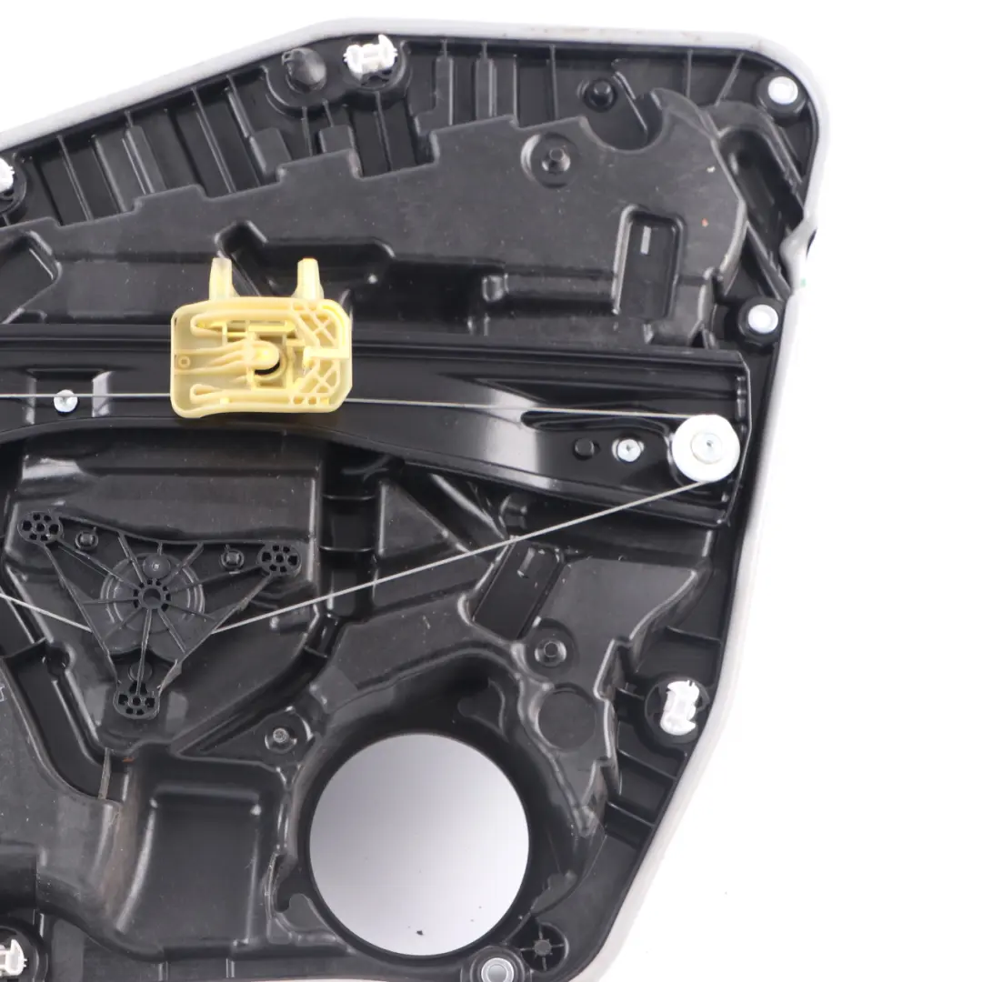 BMW G01 Ventana Levantador Trasero Derecho Cubierta Placa Soporte Panel 7487602 - SKU 7498150 - Número de pieza 7498150