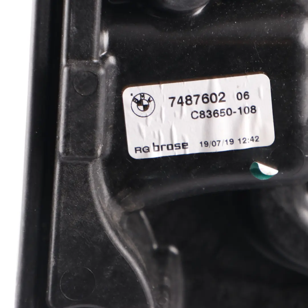 Window Lifter Mount Rear Right O/S Cover Plate Bracket Panel 7487602 to BMW G01 with Part number 7498150 BMW G01 Window Lifter Mount Rear Right O/S Cover Plate Bracket Panel 7487602 - SKU 7498150 - Part number 7498150