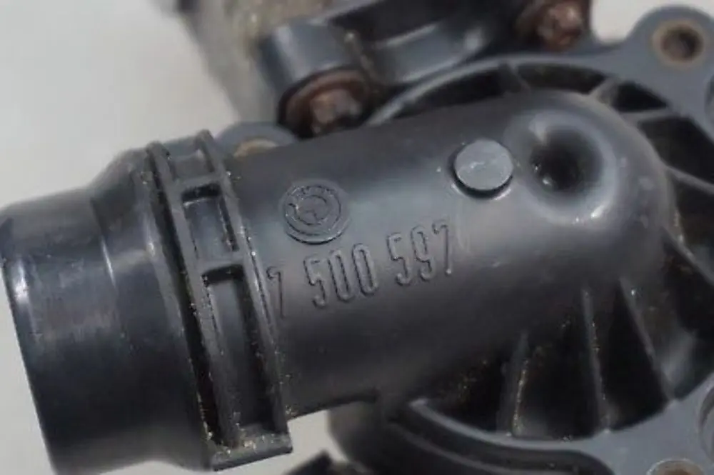 BMW 1 3 SERIES E46 E87 E90 116i 316i Petrol N45 N45N Coolant Pump Mechanical - SKU 7500597 - Part number 7515778