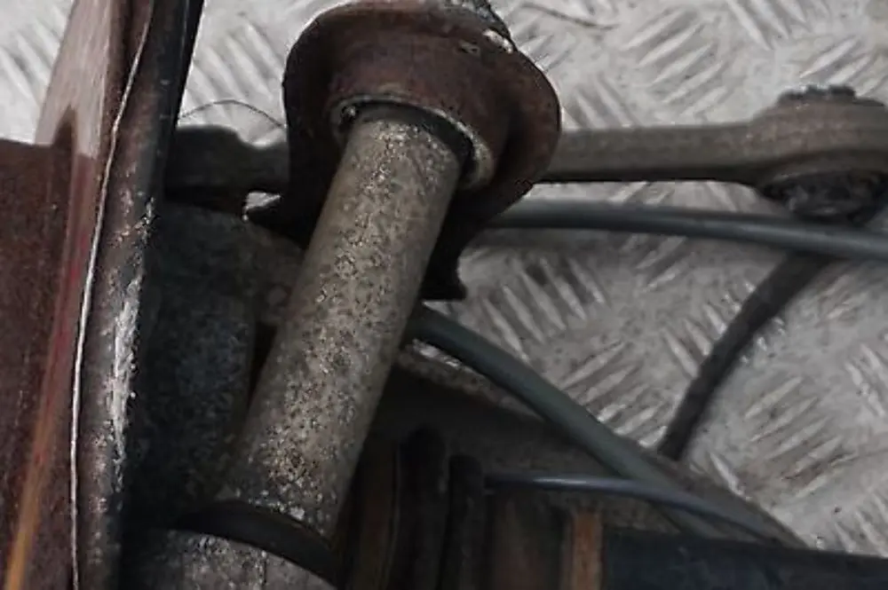 M54 231PS Set Abtriebswelle hinten Bremssattelgehäuse rechts für BMW X5 er E53 3.0i mit Teilenummer 7500914 BMW X5 er E53 3.0i M54 231PS Set Abtriebswelle hinten Bremssattelgehäuse rechts - SKU 7500914-1 - Teilenummer 7500914