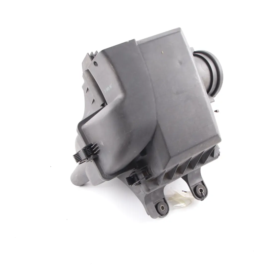 M52 Petrol Intake Silencer Air Filter Box Housing to BMW 3 Series E46 with Part number 7503496 BMW 3 Series E46 M52 Petrol Intake Silencer Air Filter Box Housing - SKU 7503496 - Part number 7503496