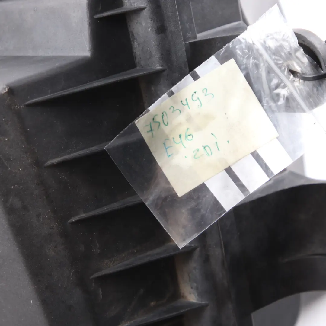 M52 Ansauggeräuschdämpfer Luftfilterkasten für BMW 3 er E46 mit Teilenummer 7503496 BMW 3 er E46 M52 Ansauggeräuschdämpfer Luftfilterkasten - SKU 7503496 - Teilenummer 7503496