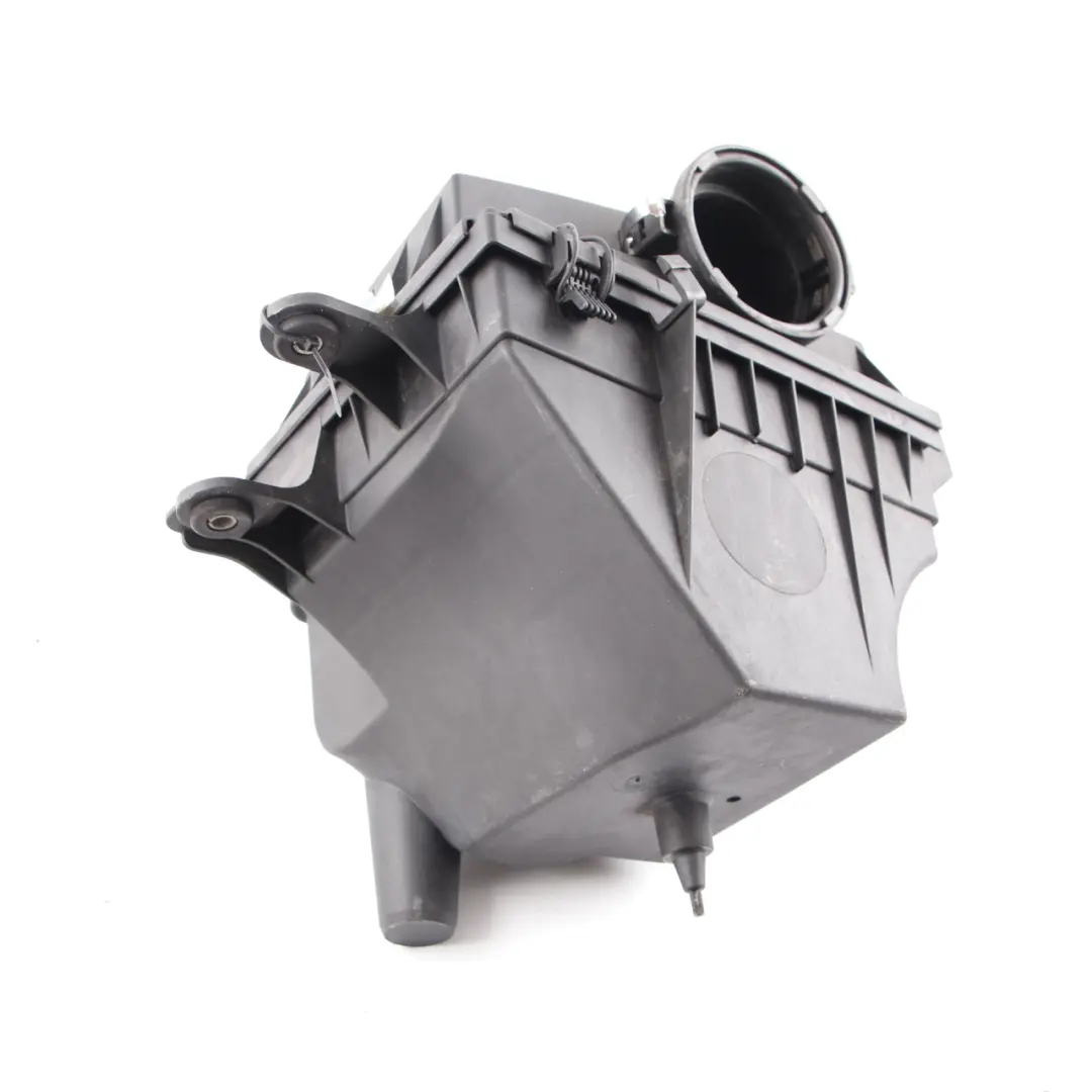 M52 Petrol Intake Silencer Air Filter Box Housing to BMW 3 Series E46 with Part number 7503496 BMW 3 Series E46 M52 Petrol Intake Silencer Air Filter Box Housing - SKU 7503496 - Part number 7503496