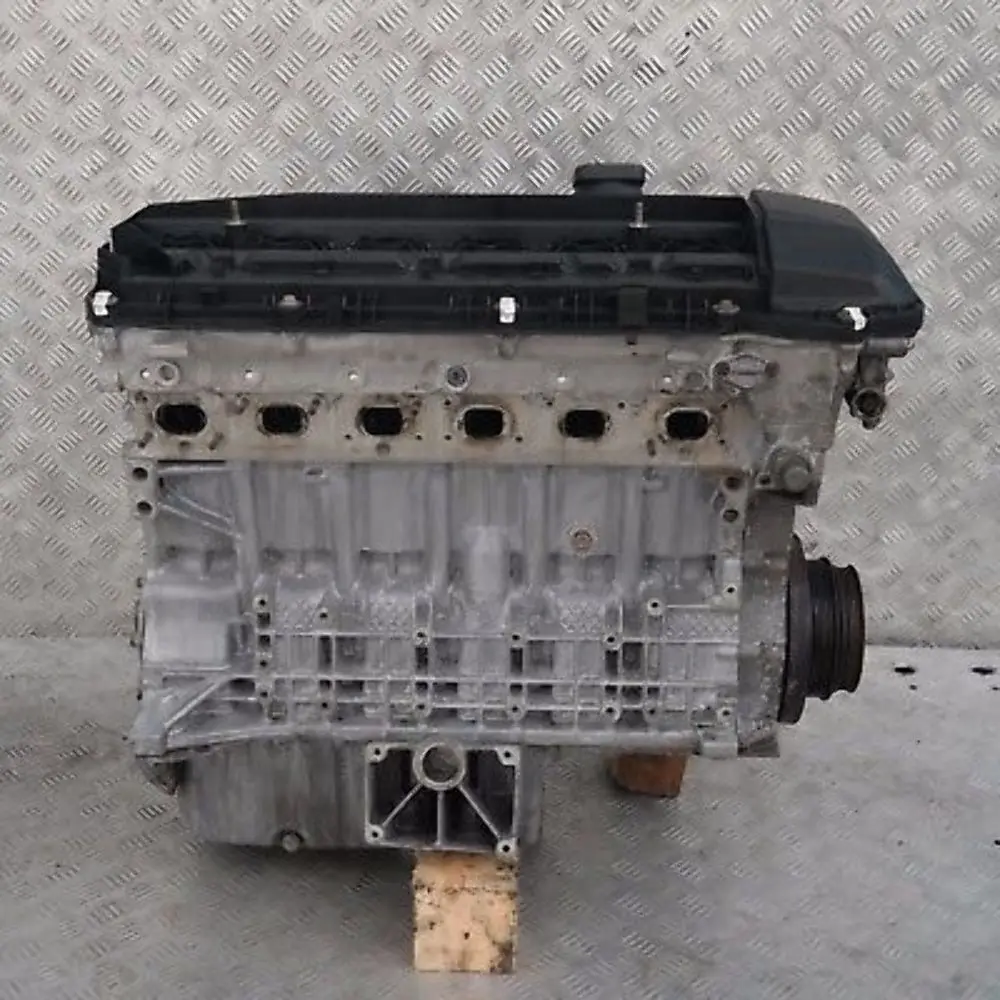 Nackter Benzin Motor M54 306S3 231PS 118TKM, GARANTIE für BMW X5 er E53 3.0i mit Teilenummer 0303875 BMW X5 er E53 3.0i Nackter Benzin Motor M54 306S3 231PS 118TKM, GARANTIE - SKU 7505188 - Teilenummer 0303875