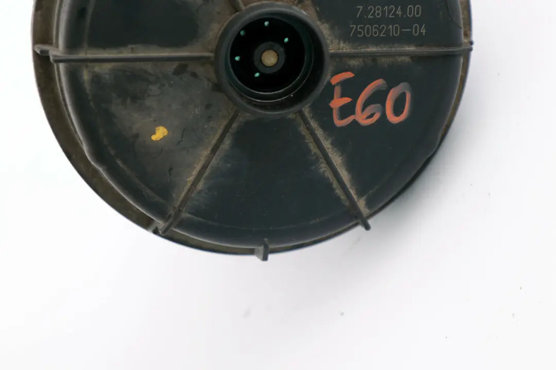 Sekundarluft-emissionspumpe pour BMW 3 5 6 Serie E90N E60 E61 E64 à propos du numéro de pièce 7571589 BMW 3 5 6 Serie E90N E60 E61 E64 Sekundarluft-emissionspumpe - SKU 7506210 - Numéro de pièce 7571589