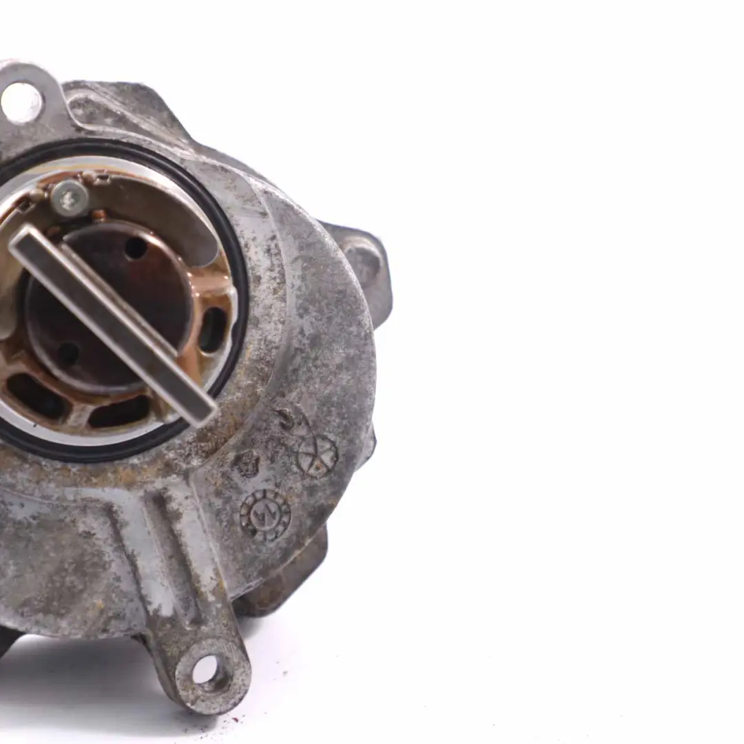 N62 V8 Pompa Podciśnienia Vacuum do BMW E53 E60 E61 E63 E64 E65 E70 o numerze 7507263 BMW E53 E60 E61 E63 E64 E65 E70 N62 V8 Pompa Podciśnienia Vacuum - SKU 7507263-1 - Numer Części 7507263