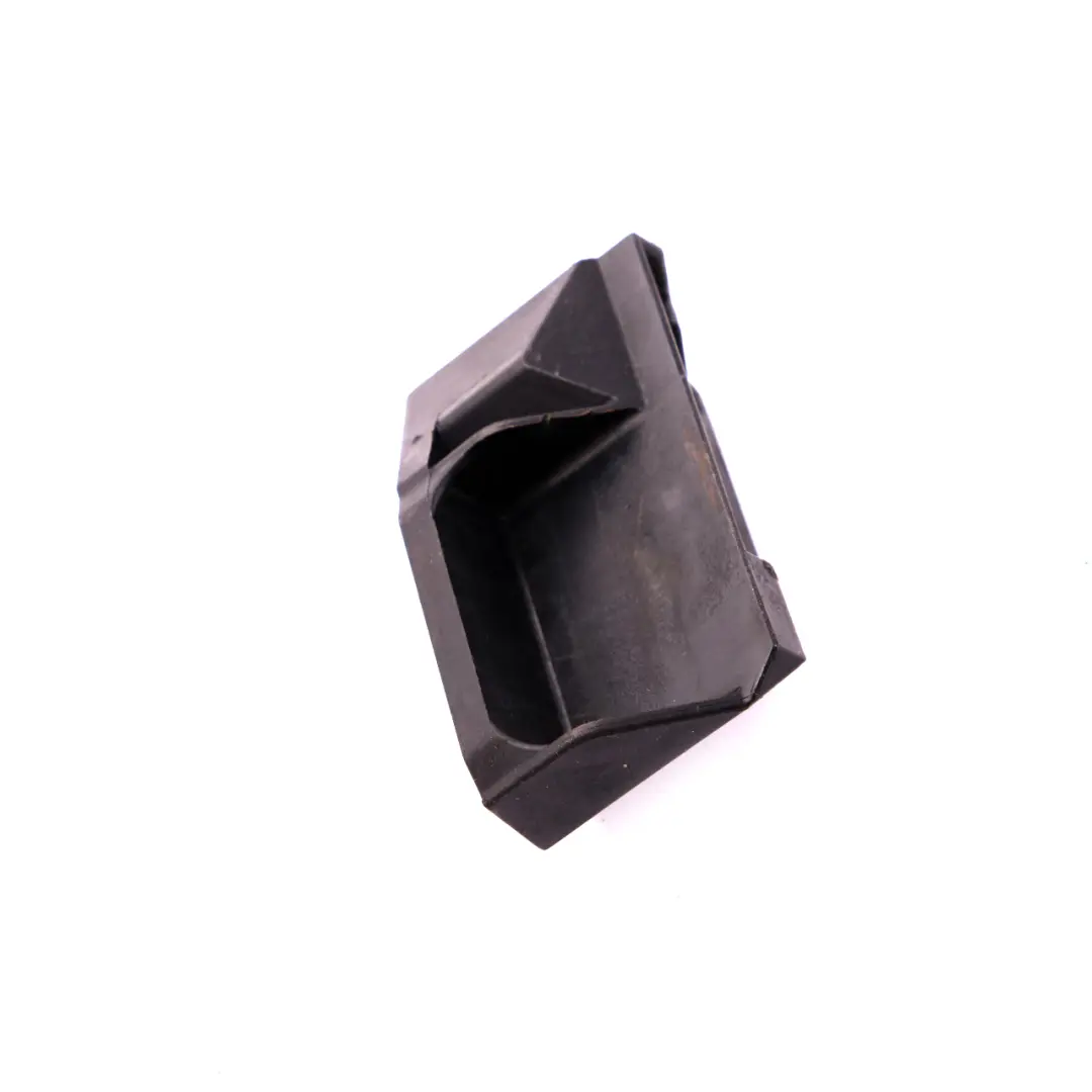 BMW E65 E66 E67 Supporto Staffa Montaggio Radiatore Inferiore - SKU 7508017 - Numero di parte 7508017
