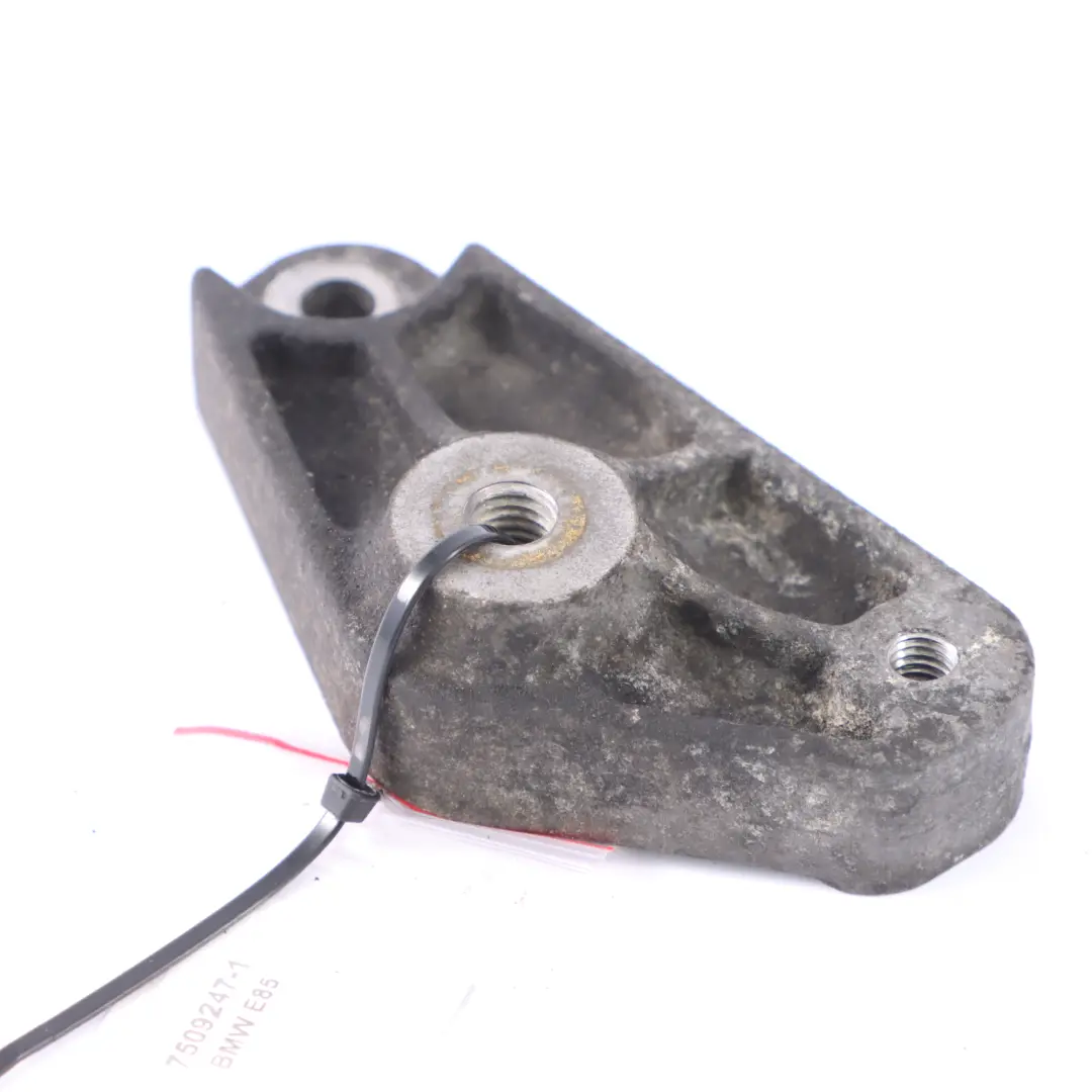 M54 Uchwyt Mocowanie Pompy do BMW Z4 E85 o numerze 7509247 BMW Z4 E85 M54 Uchwyt Mocowanie Pompy - SKU 7509247-1 - Numer Części 7509247