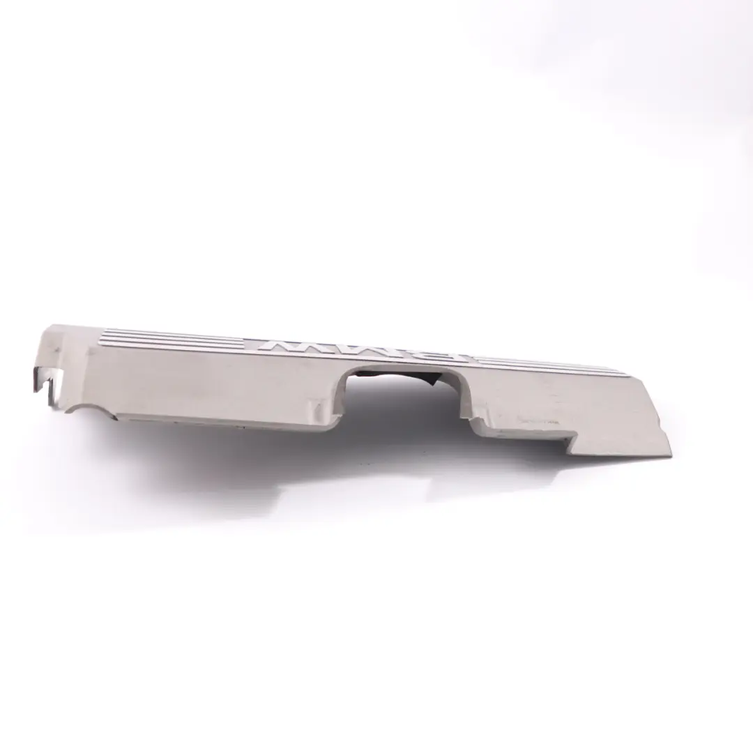 N62 Osłona Pokrywa Silnika 7508777 do BMW E60 E61 E65 o numerze 7511180 BMW E60 E61 E65 N62 Osłona Pokrywa Silnika 7508777 - SKU 7511180-1 - Numer Części 7511180