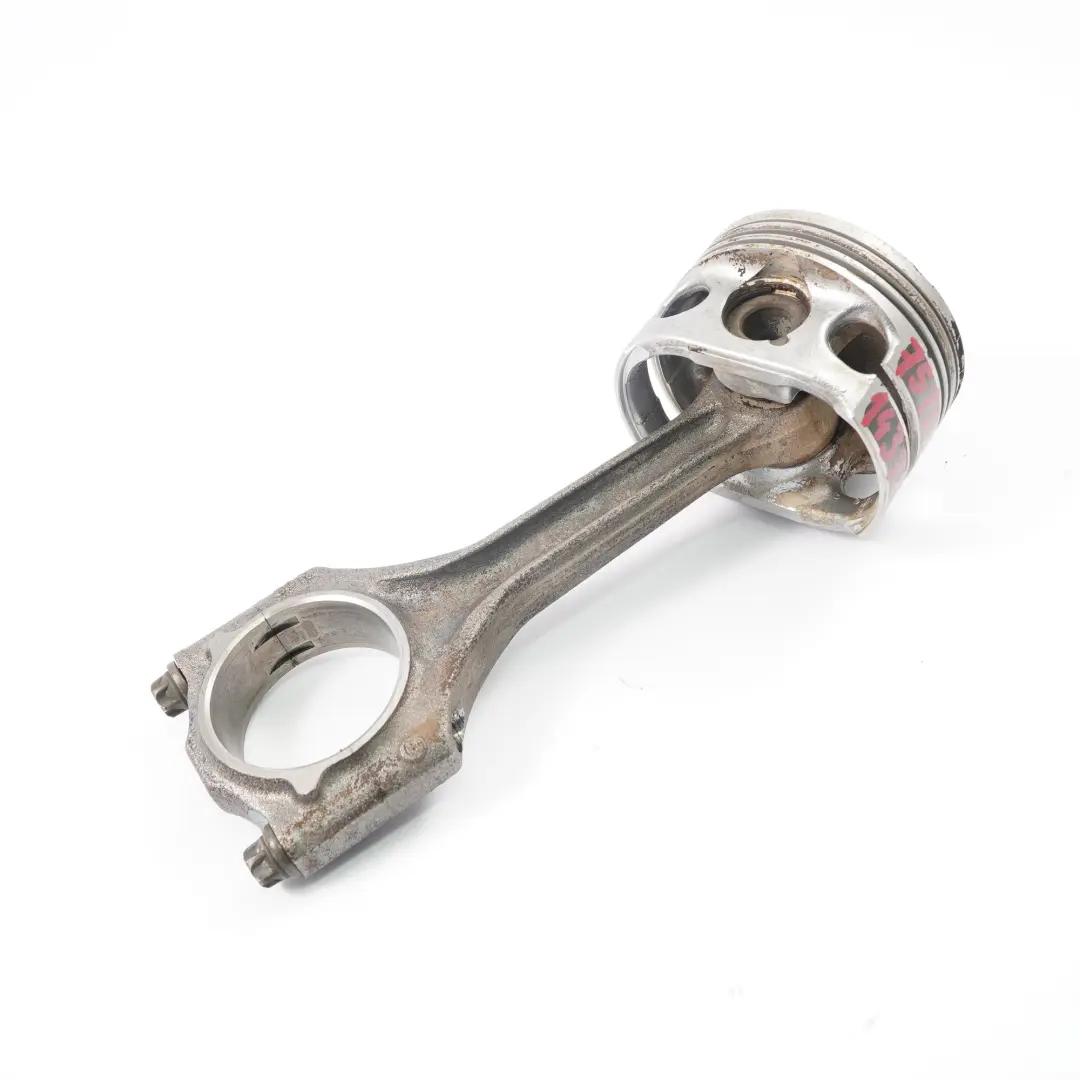 M54 Tłok Korbowód do BMW E46 E60 E83 325i 525i 2.5i o numerze 7512526 BMW E46 E60 E83 325i 525i 2.5i M54 Tłok Korbowód - SKU 7512526 - Numer Części 7512526