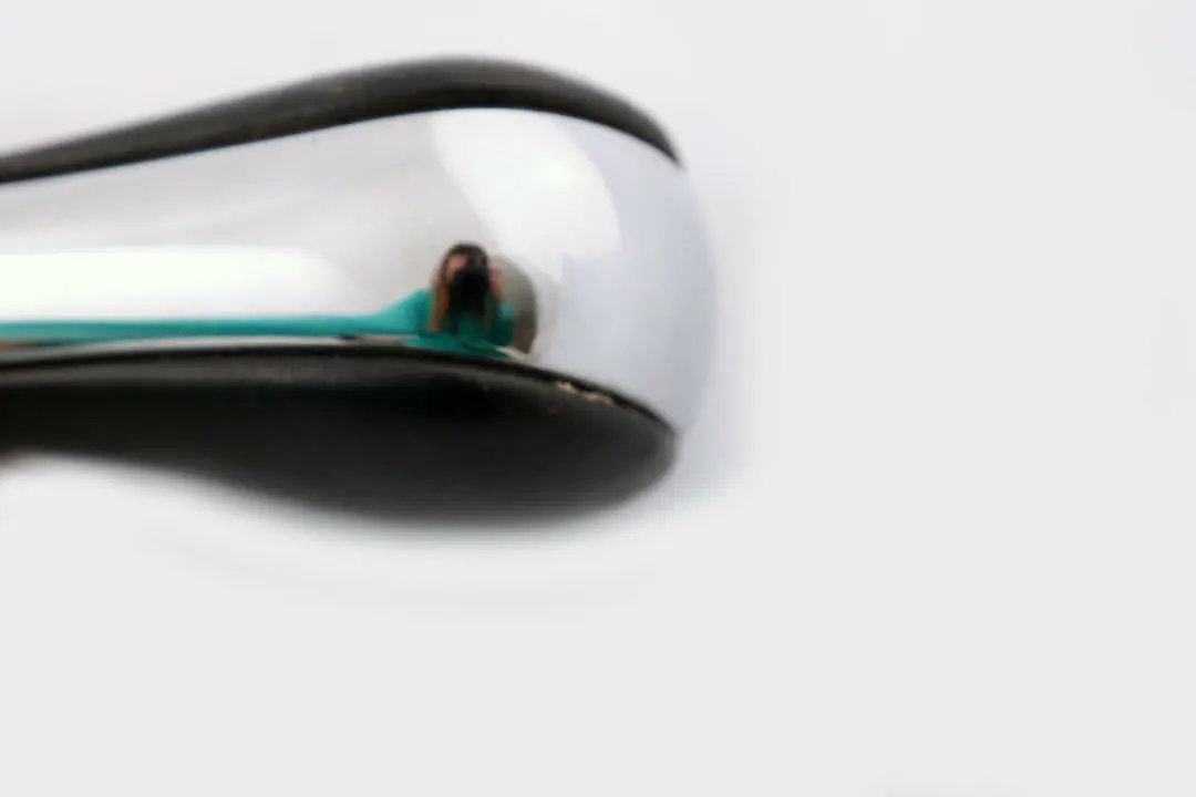 Gałka Uchwyt Zmiany Biegów Automat do MINI R50 R52 o numerze 7513248 MINI R50 R52 Gałka Uchwyt Zmiany Biegów Automat - SKU 7513248 - Numer Części 7513248