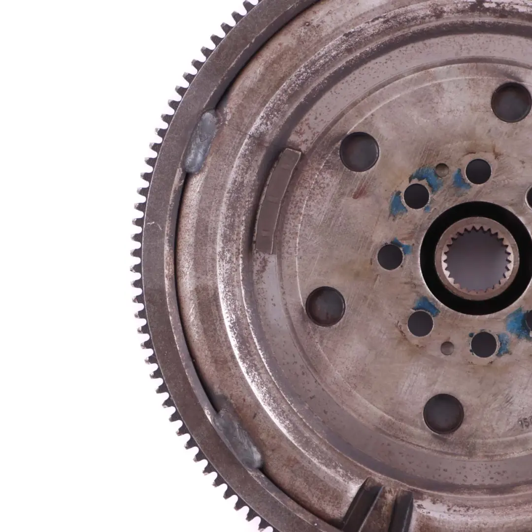 Flywheel W10 Petrol to Mini Cooper One 1.6i R50 R52 Engine Automatic with Part number 7513347 Mini Cooper One 1.6i R50 R52 Engine Automatic Flywheel W10 Petrol - SKU 7513347 - Part number 7513347