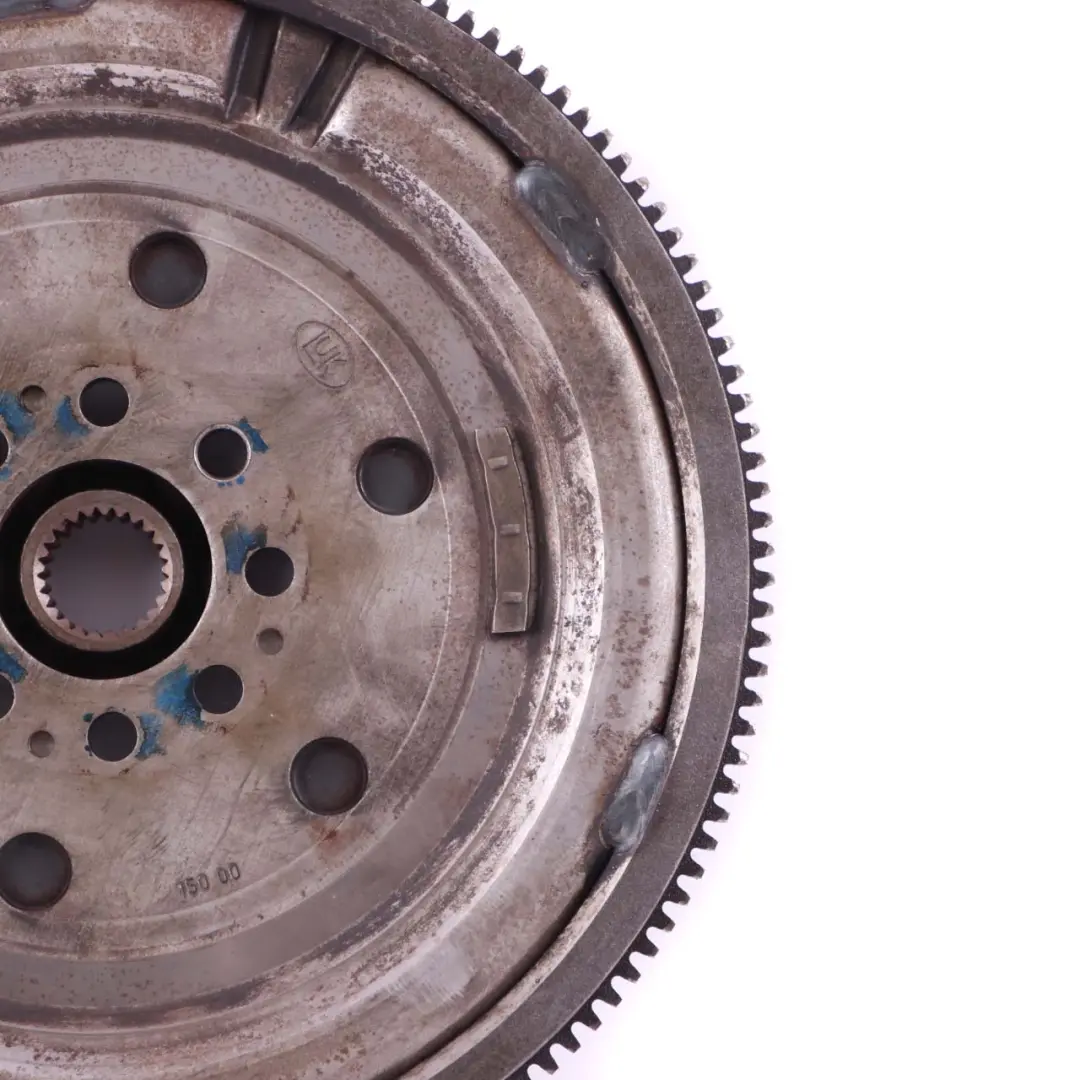 Flywheel W10 Petrol to Mini Cooper One 1.6i R50 R52 Engine Automatic with Part number 7513347 Mini Cooper One 1.6i R50 R52 Engine Automatic Flywheel W10 Petrol - SKU 7513347 - Part number 7513347