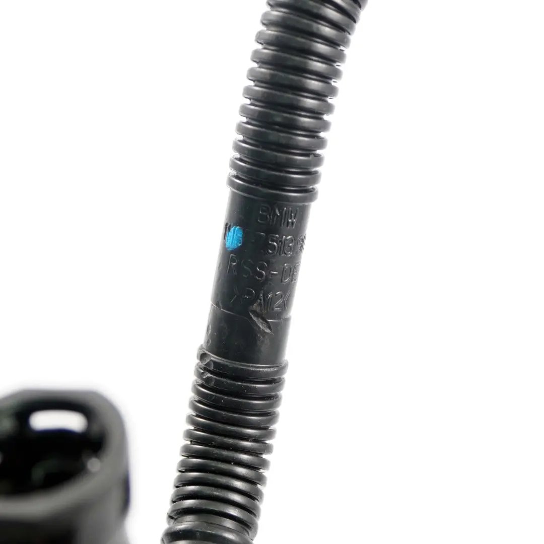 Benzina N42 N46 Carter Tubo di Sfiato Tubo per BMW E46 con numero di parte 7513903 BMW E46 Benzina N42 N46 Carter Tubo di Sfiato Tubo - SKU 7513903 - Numero di parte 7513903