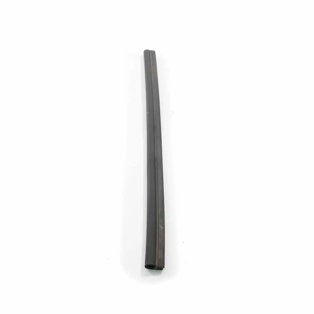 Joint de radiateur BMW Z4 E85 E86 Support de joint supérieur avant pour à propos du numéro de pièce 7514403 Joint de radiateur BMW Z4 E85 E86 Support de joint supérieur avant - SKU 7514403 - Numéro de pièce 7514403