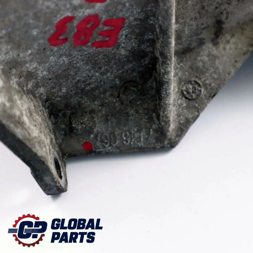 Blocco Motore Blocco Cuscinetto Anteriore Destro per BMW X3 E83 Diesel con numero di parte 7516067 BMW X3 E83 Diesel Blocco Motore Blocco Cuscinetto Anteriore Destro - SKU 7516067 - Numero di parte 7516067